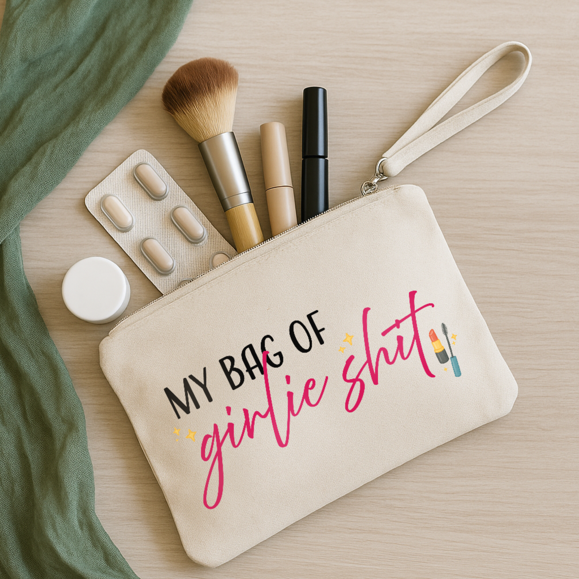 Zipper-Bag „Lala“ → Aufdruck: My Bag of girlie shit